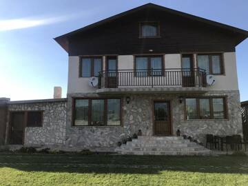 Фотографии Виллы Къща за гости Хасиендата - Haciendata Guest House г. Самоков (Болгария) №1 Фото Виллы Къща за гости Хасиендата - Haciendata Guest House г. Самоков 1