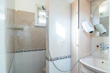 Фото номера Семейный люкс Гостевой дом Guesthouse Laboro г. Самоков 11