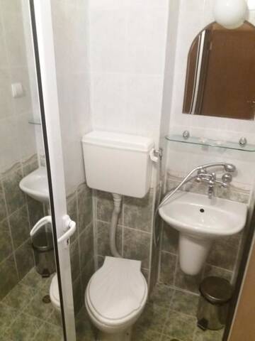 Фото номера Стандартный двухместный номер с 1 кроватью Гостевой дом Comfort Guest House г. Самоков 7