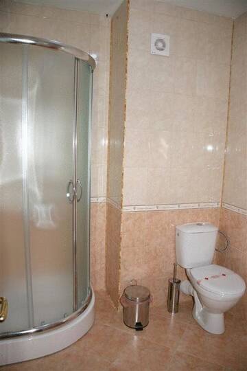 Фото номера Трехместный номер Отель Family Hotel Elena г. Самоков 4