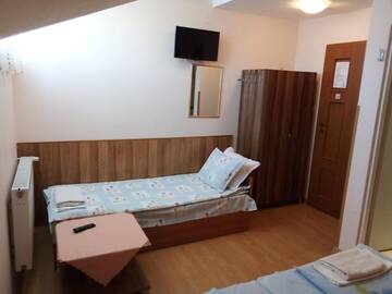 Фото номера Стандартный трехместный номер Гостевой дом Aleks Guest House г. Самоков 2